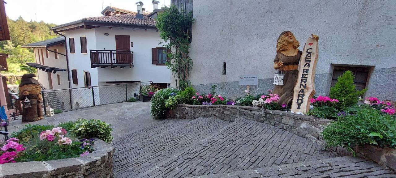 Loft Della Perpetua Di Casa Bernardi, Fuga Romantica Petfriendly Montagnaga  Экстерьер фото